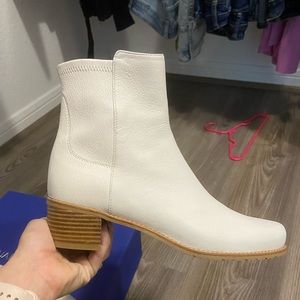 Stuart Weizman White Easton Reserve